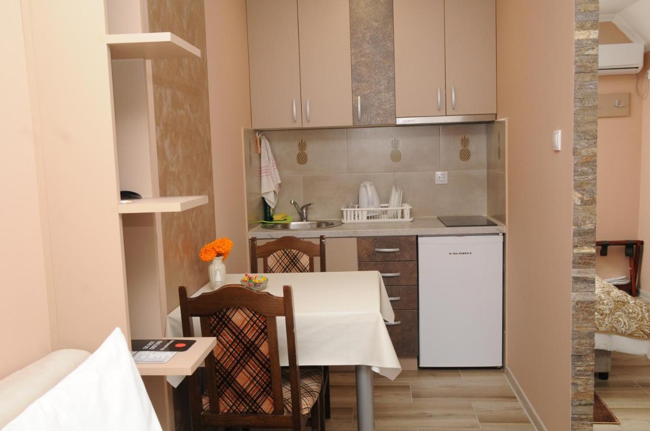 Favorit Apartments Cacak Exterior photo